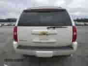 2013 Chevrolet Tahoe LTZ z VIN 1GNSKCE0XDR192002, wystawiony jako Copart lot #65217315 z przebiegiem 125 727 mil mil oraz Szkoda całkowita • Salvage title. Historia ofert i sprzedaży dostępna na DreamBid. Obrazek 6.