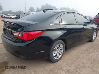 ✅ 2012 Hyundai Sonata GLS • VIN: 5NPEB4AC6CH424175 • Lot: 43620086. Listed on IAAI with 113,810 mi. Free auction sales archive from the USA and detailed vehicle history report at DreamBid. Image 4.