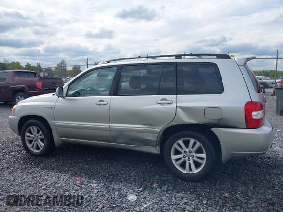 ✅ 2007 Toyota Highlander • VIN: JTEHW21A970034030 • Lot: 42211631. Wystawiony na IAAI z przebiegiem 237 285 mil. Bezpłatny archiwum sprzedaży aukcyjnych z USA i szczegółowy raport historii pojazdu na DreamBid. Zdjęcie 14.
