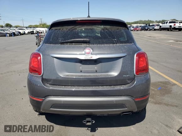 ✅ 2017 FIAT 500X Trekking • VIN: ZFBCFYCBXHP556877 • Lot: 69477185. Wystawiony na Copart z przebiegiem 56 607 mil. Bezpłatny archiwum sprzedaży aukcyjnych z USA i szczegółowy raport historii pojazdu na DreamBid. Zdjęcie 6.