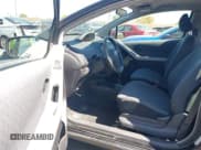 ✅ 2011 Toyota Yaris • VIN: JTDJT4K33B5332577 • Лот: 42312724. Опубликован ранее на IAAI с пробегом 197 843 миль. Бесплатный доступ к архиву аукционных продаж из США и подробный отчёт об истории автомобиля на DreamBid. Изображение 5.