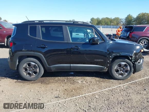 ✅ 2015 Jeep Renegade Latitude • VIN: ZACCJABH0FPB66182 • Lot: 43634862. Listed on IAAI with 49,018 mi. Free auction sales archive from the USA and detailed vehicle history report at DreamBid. Image 13.