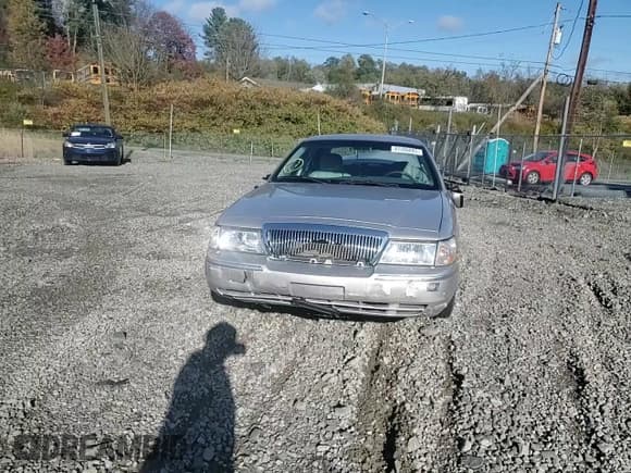✅ 2003 Mercury Grand Marquis LS Premium • VIN: 2MEFM75W83X695501 • Lot: 87288885. Listed on Copart with 49,656 mi. Free auction sales archive from the USA and detailed vehicle history report at DreamBid. Image 13.