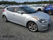 ✅ 2017 Hyundai Veloster • VIN: KMHTC6AD0HU304907 • Lot: 76679584. Wystawiony na Copart z przebiegiem Nie podano. Bezpłatny archiwum sprzedaży aukcyjnych z USA i szczegółowy raport historii pojazdu na DreamBid. Zdjęcie 4.
