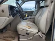 ✅ 2004 Chevrolet Suburban Z71 • VIN: 3GNFK16Z04G179696 • Лот: 81133934. Опубликован ранее на Copart с пробегом 155 451 миль. Бесплатный доступ к архиву аукционных продаж из США и подробный отчёт об истории автомобиля на DreamBid. Изображение 7.