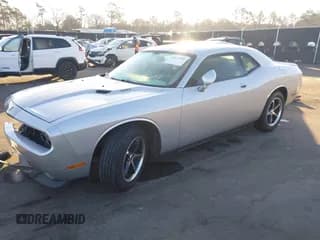 ✅ 2010 Dodge Challenger SE • VIN: 2B3CJ4DV7AH142688 • Lot: 41474988. Wystawiony na IAAI z przebiegiem 122 441 mil. Bezpłatny archiwum sprzedaży aukcyjnych z USA i szczegółowy raport historii pojazdu na DreamBid. Zdjęcie 2.