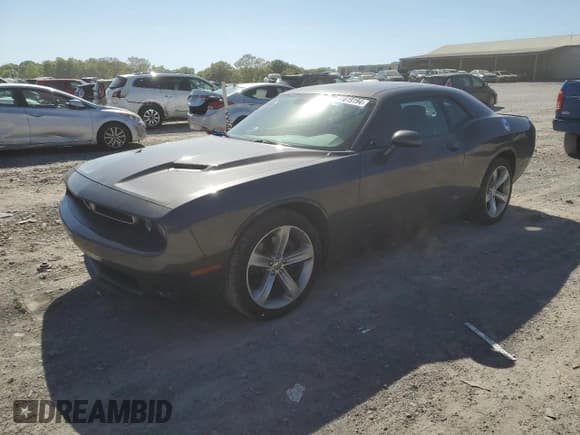 ✅ 2016 Dodge Challenger R/T • VIN: 2C3CDZBT9GH195779 • Lot: 51619194. Wystawiony na Copart z przebiegiem 66 822 mil. Bezpłatny archiwum sprzedaży aukcyjnych z USA i szczegółowy raport historii pojazdu na DreamBid. Zdjęcie 1.