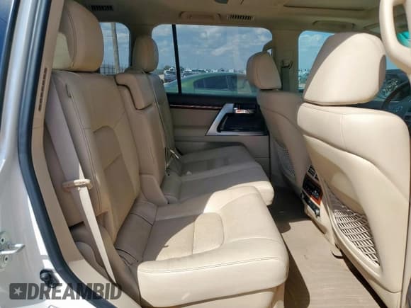 ✅ 2014 Toyota Land Cruiser • VIN: JTMHY7AJ2E4024392 • Лот: 85937895. Опубликован ранее на Copart с пробегом 158 524 миль. Бесплатный доступ к архиву аукционных продаж из США и подробный отчёт об истории автомобиля на DreamBid. Изображение 11.