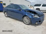 ✅ 2013 Volkswagen Jetta SEL • VIN: 3VWLX7AJ4DM354418 • Lot: 54982235. Listed on Copart with 147,136 mi. Free auction sales archive from the USA and detailed vehicle history report at DreamBid. Image 4.