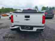 2020 Chevrolet Colorado 4WD LT z VIN 1GCHTCEA0L1224915, wystawiony jako IAAI lot #42300579 z przebiegiem 62 623 mil mil oraz . Historia ofert i sprzedaży dostępna na DreamBid. Obrazek 17.