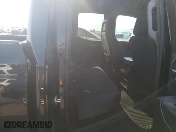 ✅ 2021 Chevrolet Silverado 1500 LT • VIN: 1GCRWCEK2MZ311688 • Lot: 71457944. Wystawiony na Copart z przebiegiem 64 137 mil. Bezpłatny archiwum sprzedaży aukcyjnych z USA i szczegółowy raport historii pojazdu na DreamBid. Zdjęcie 10.