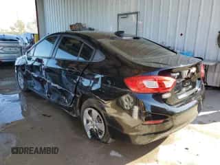 ✅ 2016 Chevrolet Cruze LS • VIN: 1G1BC5SM6G7327848 • Lot: 72062272. Wystawiony na Copart z przebiegiem 66 464 mil mil. Skorzystaj z bezpłatnego archiwum sprzedaży aukcyjnych z USA i zobacz szczegółowy raport historii pojazdu na DreamBid. Zdjęcie 2.