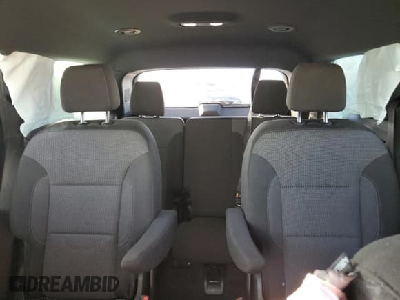 ✅ 2023 Chevrolet Traverse LT Cloth • VIN: 1GNERGKW1PJ326262 • Lot: 93014585. Wystawiony na Copart z przebiegiem 21 397 mil. Bezpłatny archiwum sprzedaży aukcyjnych z USA i szczegółowy raport historii pojazdu na DreamBid. Zdjęcie 10.