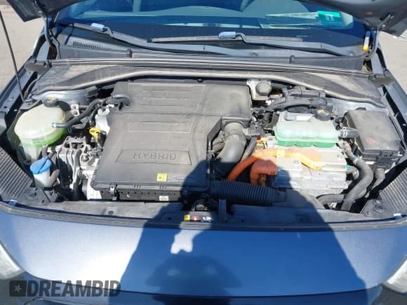 ✅ 2018 Hyundai Ioniq Blue • VIN: KMHC65LC7JU065772 • Lot: 41890880. Wystawiony na IAAI z przebiegiem 83 386 mil. Bezpłatny archiwum sprzedaży aukcyjnych z USA i szczegółowy raport historii pojazdu na DreamBid. Zdjęcie 10.