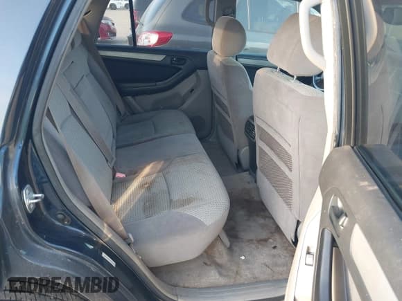 ✅ 2005 Toyota 4Runner SR5 • VIN: JTEZU14R158037993 • Lot: 42964688. Listed on IAAI with 237,771 mi. Free auction sales archive from the USA and detailed vehicle history report at DreamBid. Image 8.