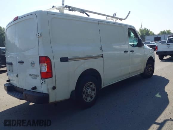 ✅ 2021 Nissan NV Cargo SV • VIN: 1N6BF0KY4MN809596 • Lot: 42912053. Wystawiony na IAAI z przebiegiem 167 060 mil. Bezpłatny archiwum sprzedaży aukcyjnych z USA i szczegółowy raport historii pojazdu na DreamBid. Zdjęcie 4.