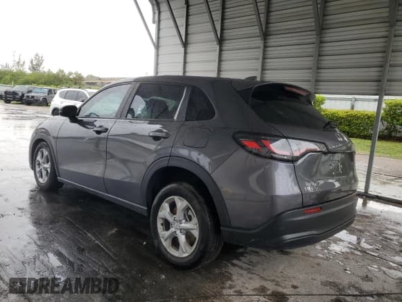 ✅ 2025 Honda HR-V LX • VIN: 3CZRZ1H34SM730263 • Лот: 58817795. Опубликован ранее на Copart с пробегом 8 863 миль. Бесплатный доступ к архиву аукционных продаж из США и подробный отчёт об истории автомобиля на DreamBid. Изображение 2.