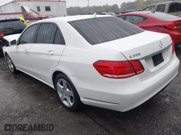 ✅ 2014 Mercedes-Benz E 350 Sport • VIN: WDDHF8JB0EA776409 • Lot: 43227678. Listed on IAAI with 158,793 mi. Free auction sales archive from the USA and detailed vehicle history report at DreamBid. Image 3.