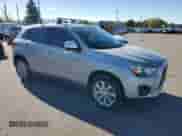 2015 Mitsubishi Outlander ES с VIN 4A4AR3AW6FE056687, выставлен на аукционе Copart как лот 86441125 с пробегом 139 922 миль миль и Списание • Salvage title. История ставок и продаж доступна на DreamBid. Изображение 4.