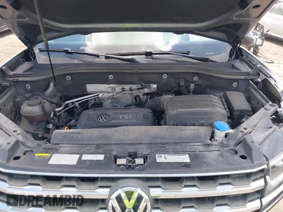 ✅ 2018 Volkswagen Atlas SE • VIN: 1V2CP2CA2JC593755 • Lot: 42381332. Listed on IAAI with 62,664 mi. Free auction sales archive from the USA and detailed vehicle history report at DreamBid. Image 10.