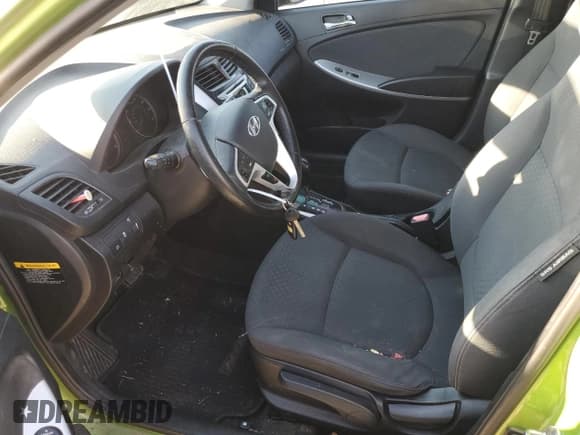 ✅ 2012 Hyundai Accent SE • VIN: KMHCU5AEXCU034397 • Лот: 68840214. Опубликован ранее на Copart с пробегом 106 057 миль. Бесплатный доступ к архиву аукционных продаж из США и подробный отчёт об истории автомобиля на DreamBid. Изображение 7.