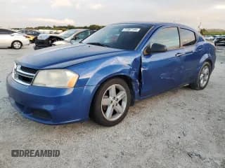 ✅ 2012 Dodge Avenger SE • VIN: 1C3CDZAB3CN324643 • Лот: 77387144. Опубликован ранее на Copart с пробегом 167 099 миль. Бесплатный доступ к архиву аукционных продаж из США и подробный отчёт об истории автомобиля на DreamBid. Изображение 1.