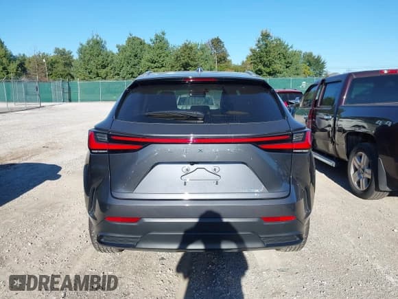 ✅ 2024 Lexus NX 350 Premium • VIN: 2T2GGCEZXRC051104 • Лот: 43424705. Опубликован ранее на IAAI с пробегом 7 444 миль. Бесплатный доступ к архиву аукционных продаж из США и подробный отчёт об истории автомобиля на DreamBid. Изображение 16.