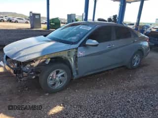 2025 Hyundai Elantra SE с VIN KMHLL4DG6SU886755, выставлен на аукционе Copart как лот 86468565 с пробегом 66 722 миль миль и Списание • Salvage title. История ставок и продаж доступна на DreamBid. Изображение 1.