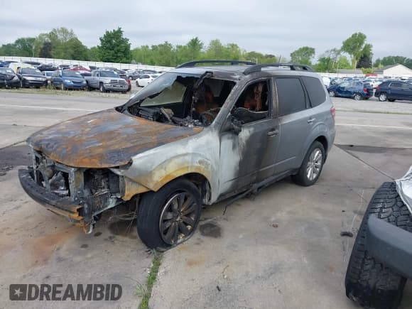 ✅ 2013 Subaru Forester X Premium • VIN: JF2SHADC4DH444650 • Лот: 42353627. Опубликован ранее на IAAI с пробегом 155 220 миль. Бесплатный доступ к архиву аукционных продаж из США и подробный отчёт об истории автомобиля на DreamBid. Изображение 2.