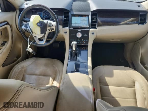 ✅ 2017 Ford Taurus Limited • VIN: 1FAHP2F86HG121535 • Lot: 91432265. Listed on Copart with 105,643 mi. Free auction sales archive from the USA and detailed vehicle history report at DreamBid. Image 8.