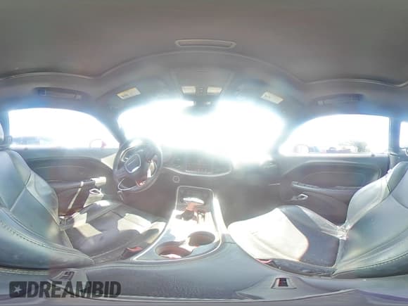 ✅ 2015 Dodge Challenger R/T Plus • VIN: 2C3CDZBTXFH889069 • Lot: 63397564. Wystawiony na Copart z przebiegiem 126 015 mil. Bezpłatny archiwum sprzedaży aukcyjnych z USA i szczegółowy raport historii pojazdu na DreamBid. Zdjęcie 13.