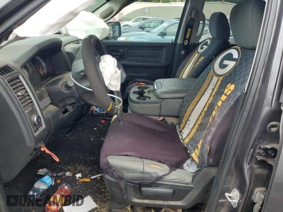 ✅ 2017 Ram 1500 Express • VIN: 1C6RR7FT2HS830588 • Lot: 70360435. Wystawiony na Copart z przebiegiem Nie podano. Bezpłatny archiwum sprzedaży aukcyjnych z USA i szczegółowy raport historii pojazdu na DreamBid. Zdjęcie 7.