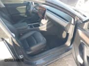 ✅ 2022 Tesla Model 3 Long Range • VIN: 5YJ3E1EB3NF264532 • Lot: 41842044. Wystawiony na IAAI z przebiegiem 42 280 mil. Bezpłatny archiwum sprzedaży aukcyjnych z USA i szczegółowy raport historii pojazdu na DreamBid. Zdjęcie 5.