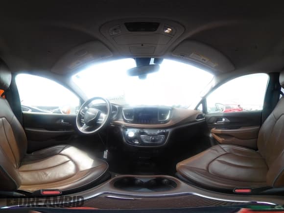 ✅ 2018 Chrysler Pacifica Hybrid Limited • VIN: 2C4RC1N7XJR293567 • Lot: 42113880. Listed on IAAI with 59,199 mi. Free auction sales archive from the USA and detailed vehicle history report at DreamBid. Image 24.