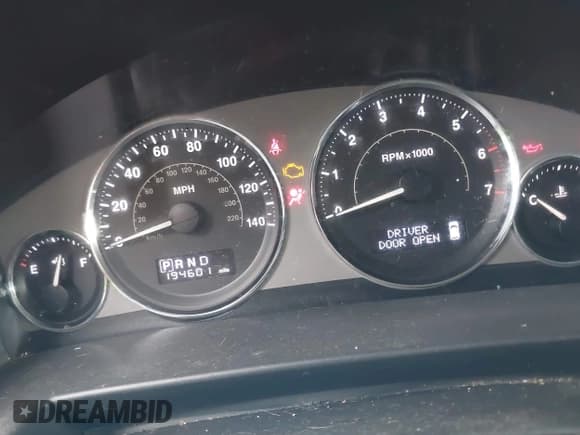 ✅ 2008 Jeep Commander Limited • VIN: 1J8HG58NX8C175659 • Lot: 43077922. Listed on IAAI with 194,601 mi. Free auction sales archive from the USA and detailed vehicle history report at DreamBid. Image 7.
