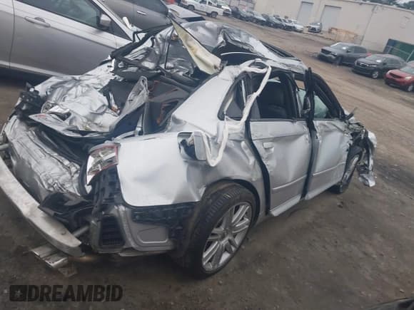 ✅ 2007 Audi S4 • VIN: WAUGL78E27A179139 • Lot: 41918354. Wystawiony na IAAI z przebiegiem Nie podano. Bezpłatny archiwum sprzedaży aukcyjnych z USA i szczegółowy raport historii pojazdu na DreamBid. Zdjęcie 4.