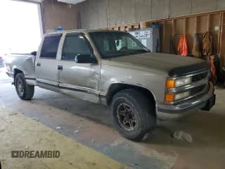 ✅ 2000 Chevrolet Silverado 2500 • VIN: 1GCGC23R2YF404468 • Lot: 66318305. Wystawiony na Copart z przebiegiem 247 674 mil. Bezpłatny archiwum sprzedaży aukcyjnych z USA i szczegółowy raport historii pojazdu na DreamBid. Zdjęcie 4.