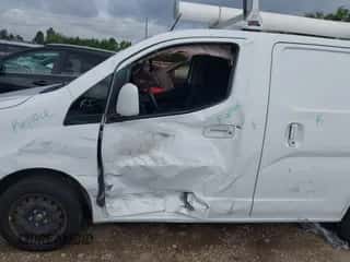 2017 Chevrolet City Express Cargo LS с VIN 3N63M0YN6HK716176, выставлен на аукционе IAAI как лот 42421001 с пробегом 83 531 миль миль и . История ставок и продаж доступна на DreamBid. Изображение 6.