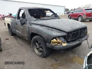 ✅ 1998 Dodge Dakota SLT • VIN: 1B7FL26X6WS656704 • Lot: 41418285. Wystawiony na IAAI z przebiegiem Nie podano. Bezpłatny archiwum sprzedaży aukcyjnych z USA i szczegółowy raport historii pojazdu na DreamBid. Zdjęcie 1.