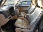 ✅ 2007 Jeep Commander Limited • VIN: 1J8HG58P07C671618 • Лот: 50188145. Опубликован ранее на Copart с пробегом 199 352 миль. Бесплатный доступ к архиву аукционных продаж из США и подробный отчёт об истории автомобиля на DreamBid. Изображение 7.