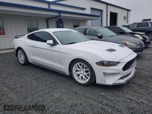 ✅ 2018 Ford Mustang GT • VIN: 1FA6P8CF5J5122416 • Lot: 80458595. Wystawiony na Copart z przebiegiem 109 823 mil. Bezpłatny archiwum sprzedaży aukcyjnych z USA i szczegółowy raport historii pojazdu na DreamBid. Zdjęcie 4.