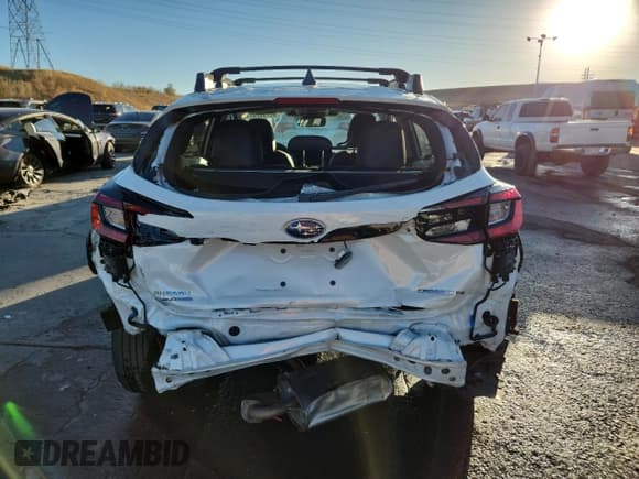 ✅ 2024 Subaru Crosstrek Limited • VIN: 4S4GUHL61R3750760 • Lot: 90733745. Listed on Copart with 14,517 mi. Free auction sales archive from the USA and detailed vehicle history report at DreamBid. Image 6.