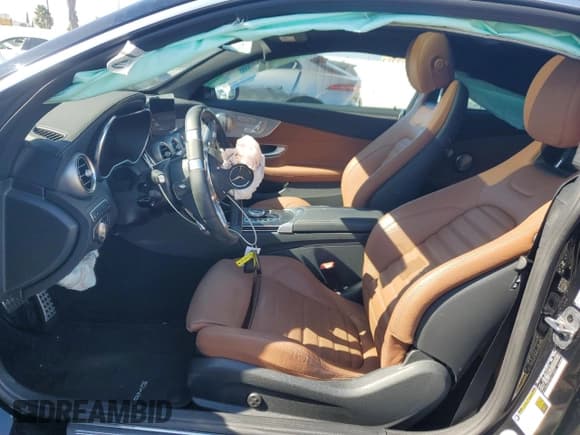 ✅ 2022 Mercedes-Benz C 43 AMG • VIN: W1KWJ6EB7NG115252 • Лот: 69502545. Опубликован ранее на Copart с пробегом 16 911 миль. Бесплатный доступ к архиву аукционных продаж из США и подробный отчёт об истории автомобиля на DreamBid. Изображение 7.