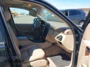 ✅ 2000 Mercedes-Benz M 320/430/500 • VIN: 4JGAB72E3YA201747 • Lot: 42942349. Wystawiony na IAAI z przebiegiem 257 856 mil. Bezpłatny archiwum sprzedaży aukcyjnych z USA i szczegółowy raport historii pojazdu na DreamBid. Zdjęcie 5.