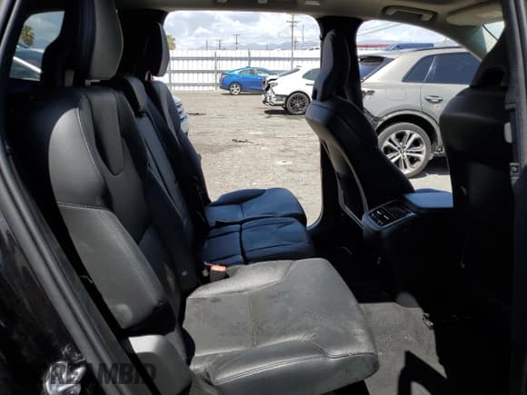 ✅ 2023 Volvo XC90 Plus • VIN: YV4L12PNXP1964744 • Лот: 51786405. Опубликован ранее на Copart с пробегом 39 042 миль. Бесплатный доступ к архиву аукционных продаж из США и подробный отчёт об истории автомобиля на DreamBid. Изображение 11.