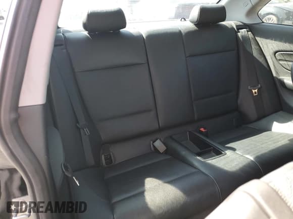 ✅ 2012 BMW 1 Series 128i • VIN: WBAUP9C53CVL91125 • Лот: 84792085. Опубликован ранее на Copart с пробегом 117 202 миль. Бесплатный доступ к архиву аукционных продаж из США и подробный отчёт об истории автомобиля на DreamBid. Изображение 10.