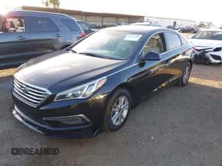 2015 Hyundai Sonata SE z VIN 5NPE24AF2FH016433, wystawiony jako IAAI lot #43453828 z przebiegiem 214 624 mil mil oraz . Historia ofert i sprzedaży dostępna na DreamBid. Obrazek 2.