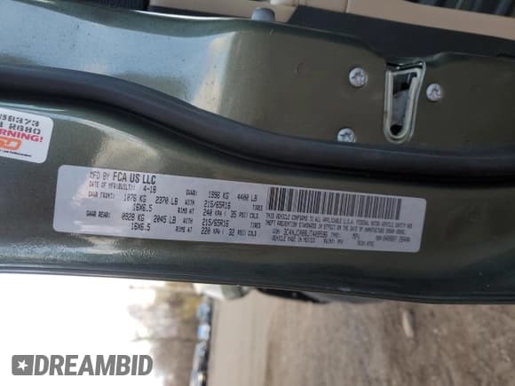 ✅ 2018 Jeep Compass Sport • VIN: 3C4NJCAB8JT409596 • Лот: 91943635. Опубликован ранее на Copart с пробегом 63 484 миль. Бесплатный доступ к архиву аукционных продаж из США и подробный отчёт об истории автомобиля на DreamBid. Изображение 14.