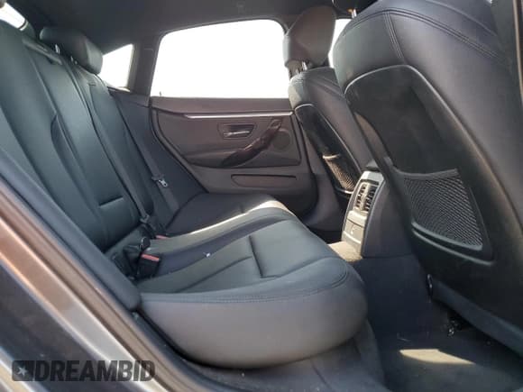 ✅ 2017 BMW 4 Series 430i xDrive • VIN: WBA4F9C3XHG812805 • Lot: 81124875. Listed on Copart with 169,390 mi. Free auction sales archive from the USA and detailed vehicle history report at DreamBid. Image 10.