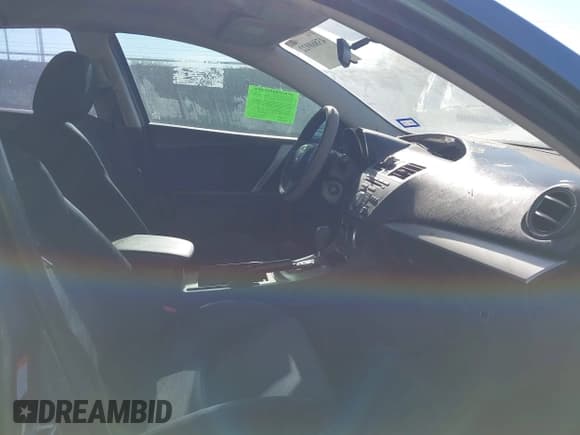 ✅ 2010 Mazda 3 S Grand Touring • VIN: JM1BL1S50A1109228 • Lot: 43868922. Listed on IAAI with 119,370 mi. Free auction sales archive from the USA and detailed vehicle history report at DreamBid. Image 5.